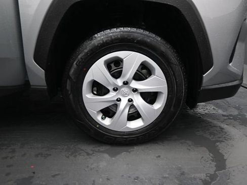 Used 2024 Toyota RAV4 LE FWD image 17