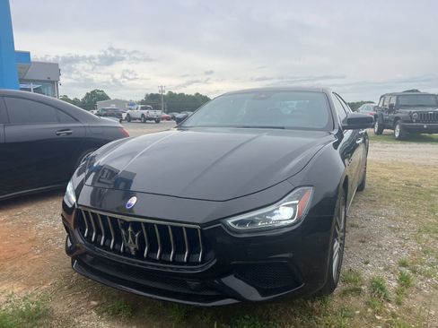 Used 2018 Maserati Ghibli S GranSport Q4 AWD/4WD image 4