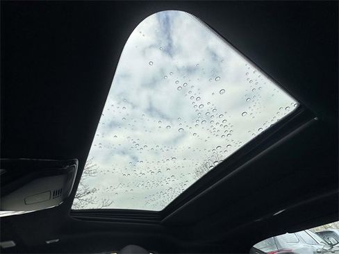 Used 2021 BMW 430i xDrive Coupe w/ Convenience Package image 29