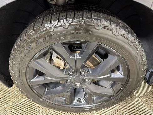 Used 2020 Hyundai Palisade SEL w/ Convenience Package image 18