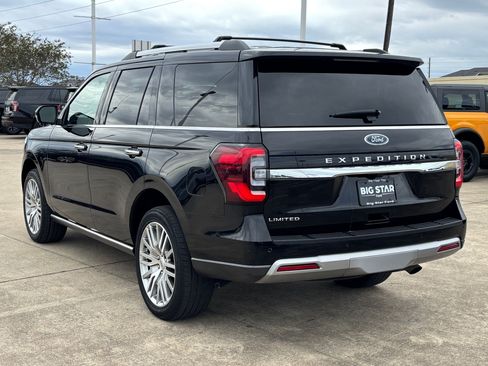 Used 2024 Ford Expedition Limited image 6