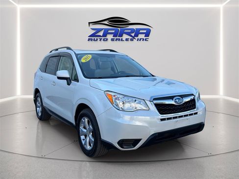 Used 2015 Subaru Forester 2.5i Premium w/ All-Weather Package AWD/4WD image 9