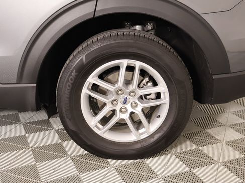 Used 2025 Ford Explorer Active image 20