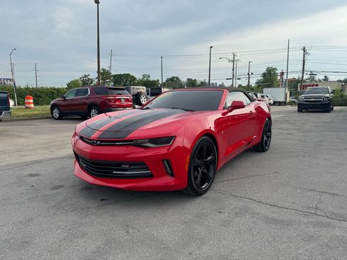 Used 2017 Chevrolet Camaro LT RWD image 7