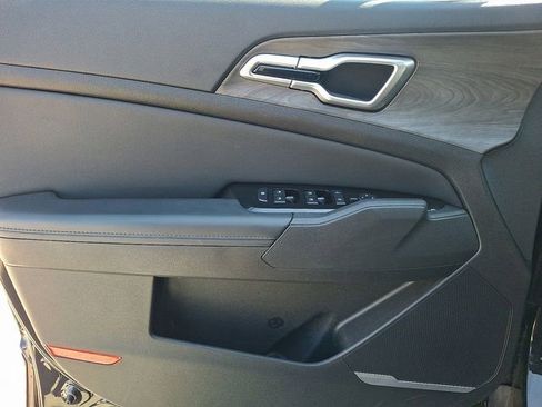 Used 2023 Kia Sportage X-Line w/ X-Line Premium Package image 12