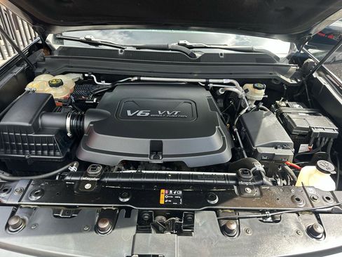 Used 2015 Chevrolet Colorado LT w/ LT Convenience Package image 19