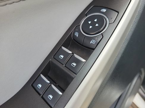 Used 2023 Ford Explorer XLT w/ Equipment Group 202A image 20