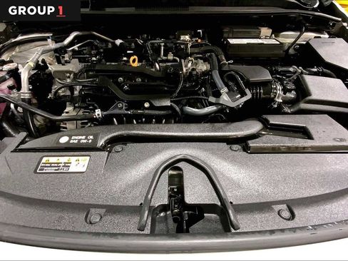 Certified 2025 Toyota Corolla SE image 32