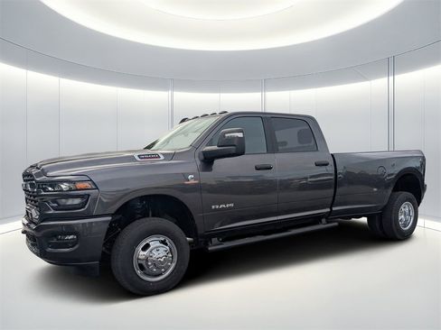 New 2026 RAM 3500 Big Horn image 7