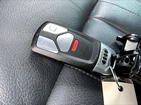 Used 2020 Audi Q5 2.0T Premium Plus w/ Premium Plus Package image 14