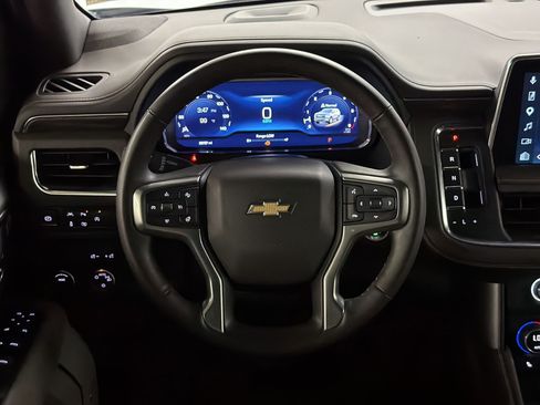 Used 2023 Chevrolet Tahoe LT w/ Luxury Package RWD image 18