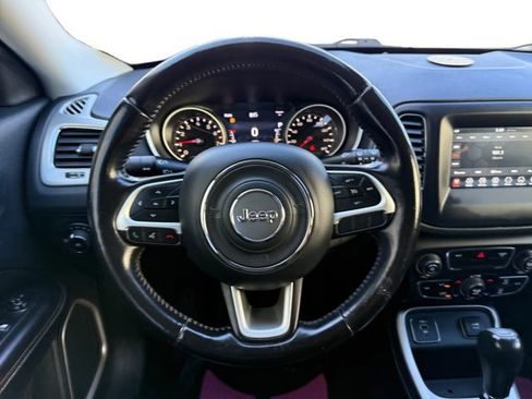 Used 2019 Jeep Compass Latitude w/ Popular Equipment Group FWD image 14