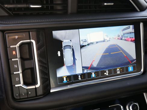 Used 2021 GMC Yukon Denali w/ Denali Ultimate Package image 23