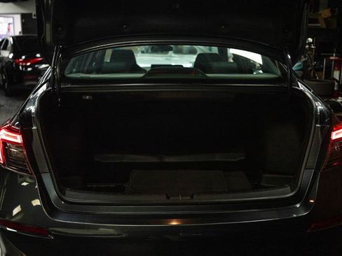 Used 2023 Honda Civic Sport image 7