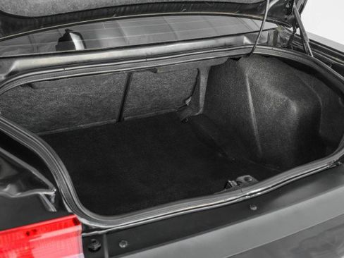 Used 2014 Dodge Challenger R/T image 38