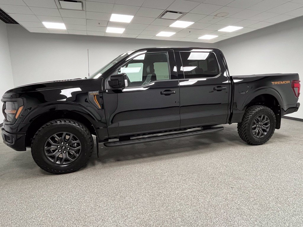 Used 2026 Ford F150 Tremor w/ Equipment Group 402B MID AWD/4WD image 6