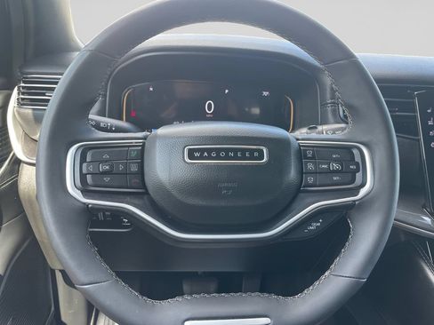 Used 2022 Jeep Wagoneer Series I w/ Convenience Group I AWD/4WD image 24