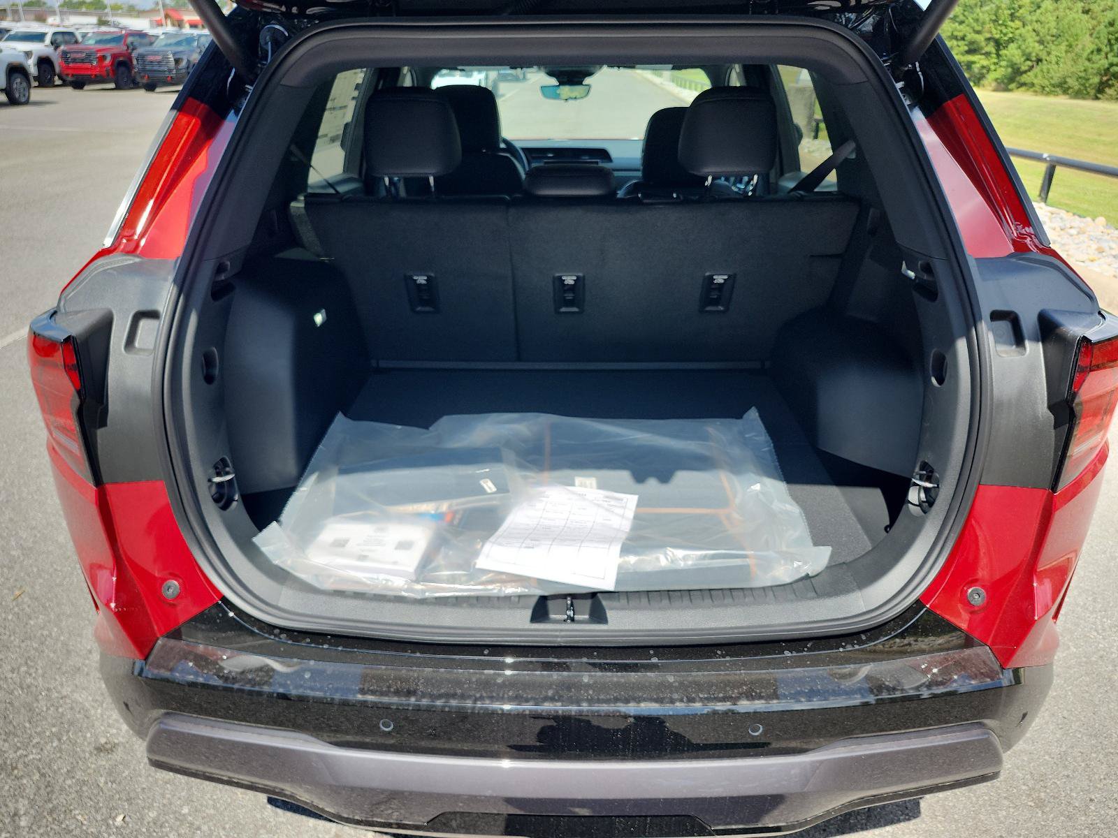 New 2027 GMC Terrain AT4 w/ Convenience Package III AWD/4WD image 8