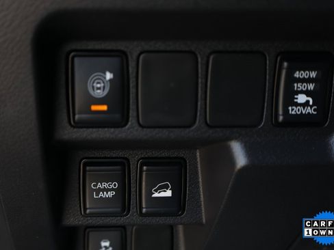 Used 2024 Nissan Frontier SL w/ Technology Package image 16