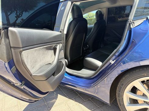 Used 2019 Tesla Model 3 Long Range RWD image 9
