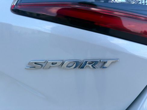 Certified 2025 Honda Civic Sport image 27