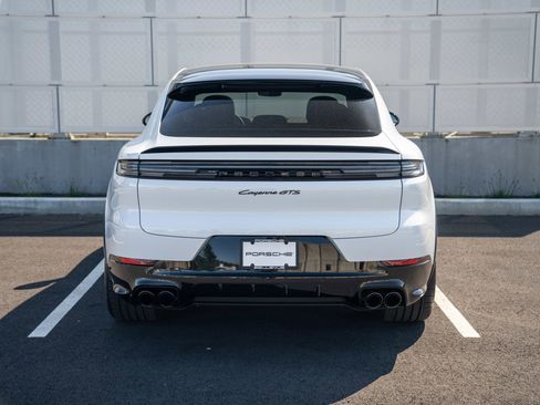 New 2026 Porsche Cayenne GTS AWD/4WD image 7