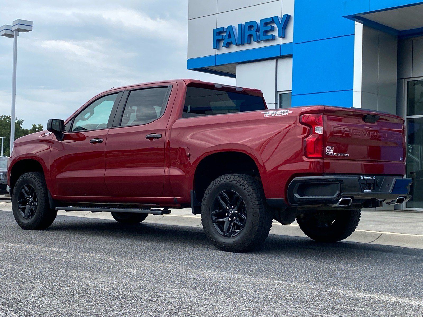 Used 2021 Chevrolet Silverado 1500 LT Trail Boss w/ Bed Protection Package AWD/4WD image 3