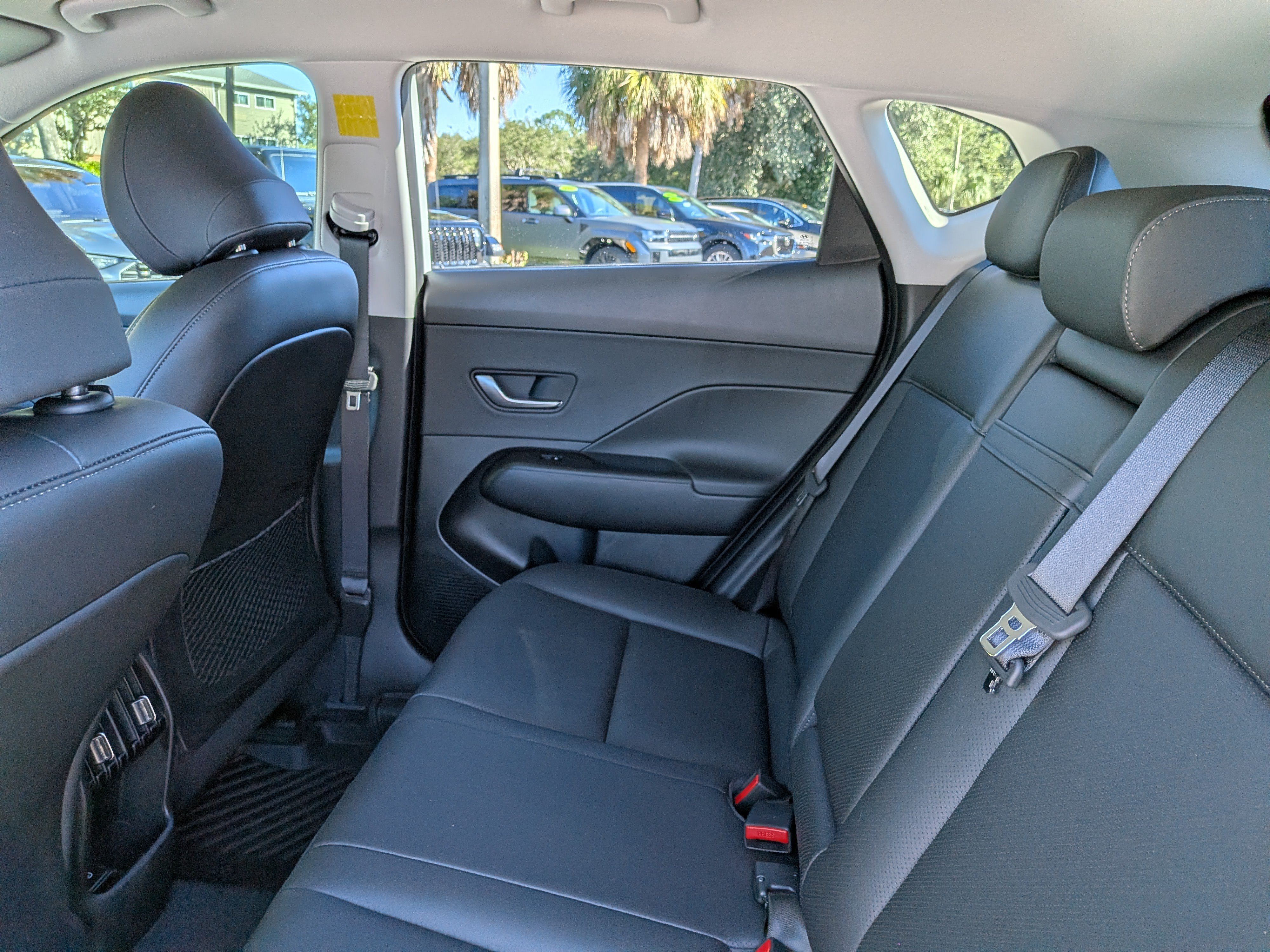 Used 2026 Hyundai Kona SEL Premium FWD image 14