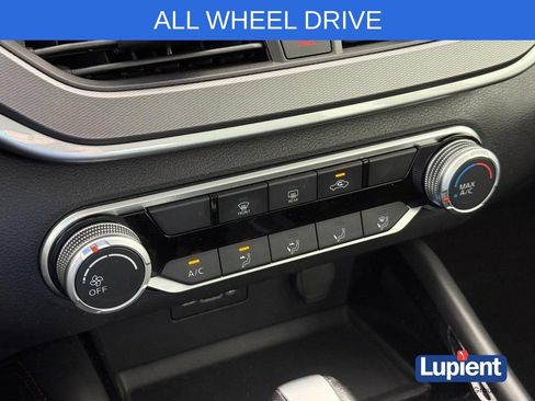Used 2024 Nissan Altima 2.5 SR AWD/4WD image 31