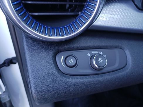 New 2026 Chevrolet Trax LT w/ Driver Confidence Package image 35