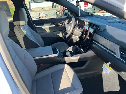 New 2026 GMC Terrain Elevation image 26