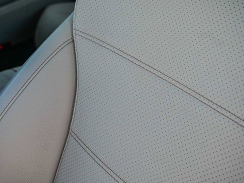 Used 2022 Mercedes-Benz C 300 Sedan image 33