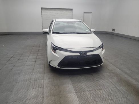 Used 2024 Toyota Corolla LE FWD image 14