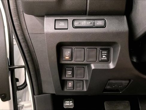 New 2026 Nissan Frontier SV w/ SV Convenience Package RWD image 32