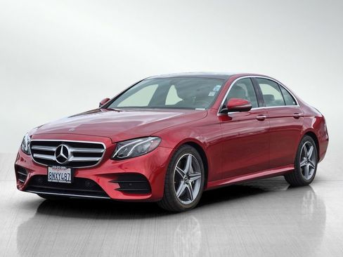 Used 2020 Mercedes-Benz E 350 Sedan image 8