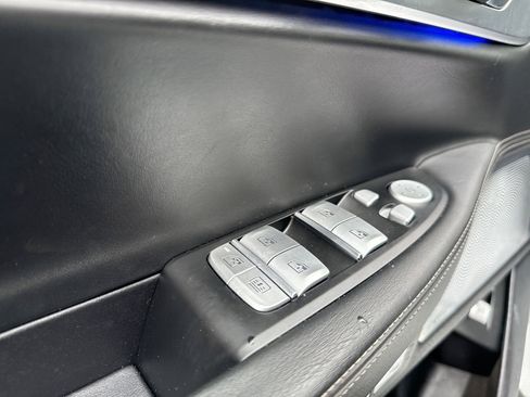 Used 2017 BMW 750i RWD image 15