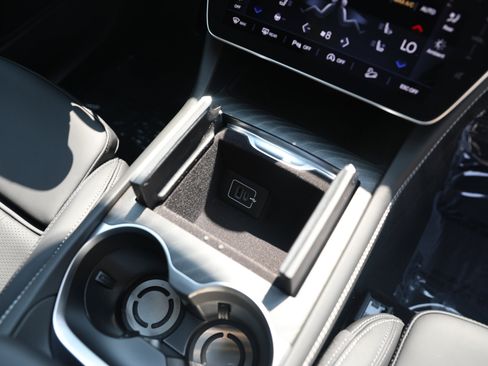 Used 2024 Maserati Grecale GT AWD/4WD image 67