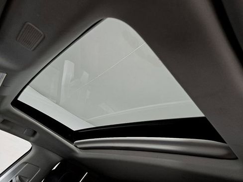 Used 2022 Lexus ES 300h 300h w/ Premium Package image 16