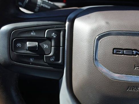 Used 2022 GMC Yukon Denali AWD/4WD image 25