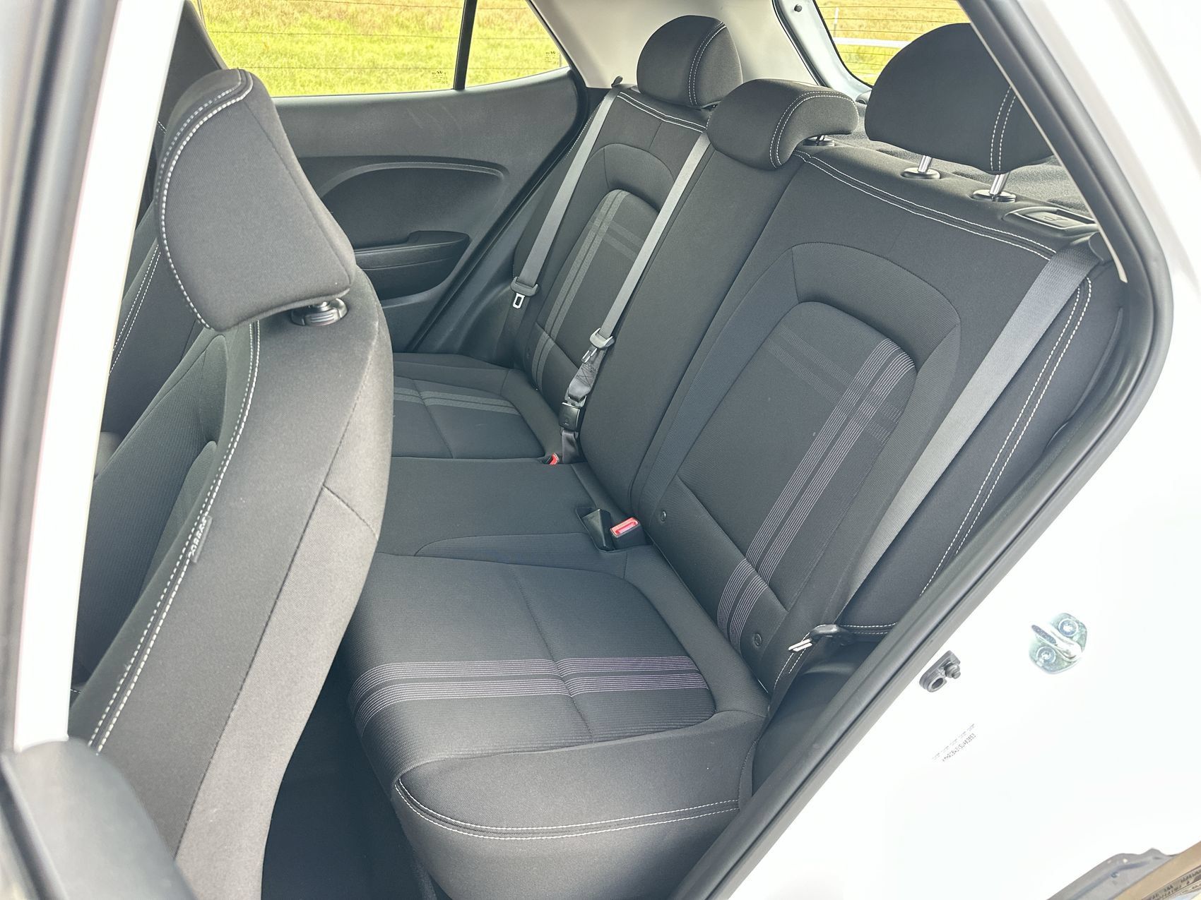 Used 2025 Hyundai Venue SEL FWD image 21