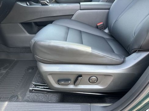 New 2026 Nissan Rogue SV image 28