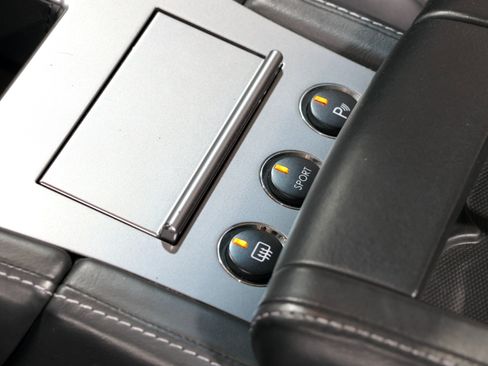 Used 2008 Aston Martin DB9 Volante RWD image 97