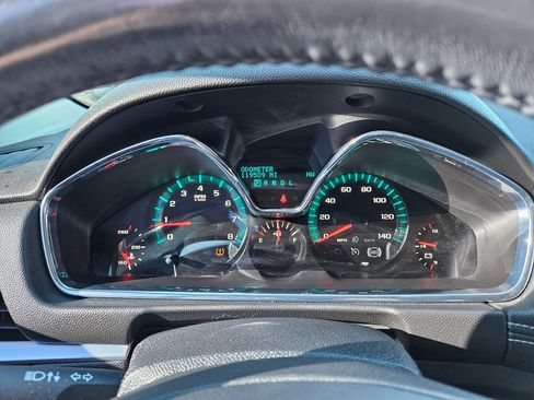 Used 2017 Chevrolet Traverse Premier image 10