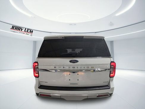 Used 2024 Ford Expedition Max Limited image 4