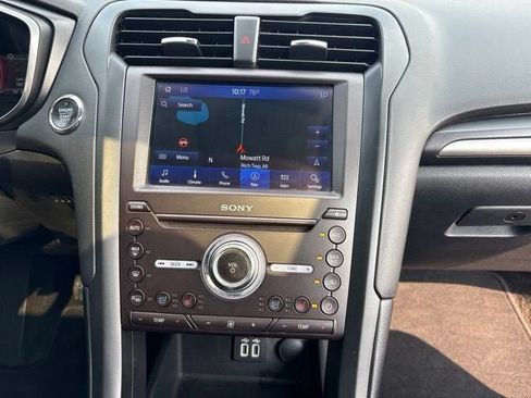 Used 2020 Ford Fusion Titanium FWD image 8
