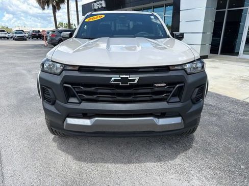 Used 2026 Chevrolet Colorado Trail Boss AWD/4WD image 3