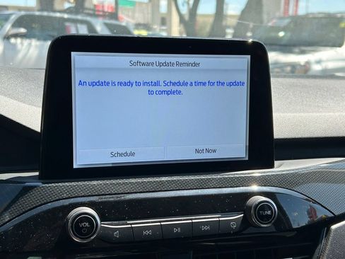 Used 2025 Ford Escape ST-Line FWD image 27