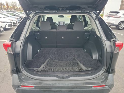 Certified 2021 Toyota RAV4 XLE image 10