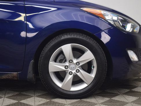 Used 2012 Hyundai Elantra GLS w/ Preferred Pkg 3 FWD image 24