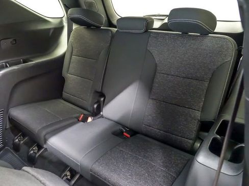New 2026 Chevrolet Traverse LT FWD image 11